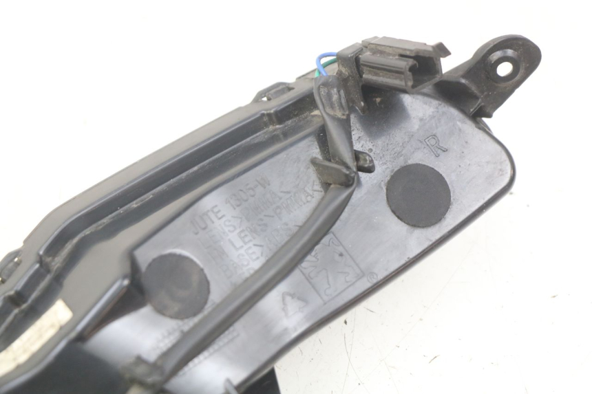 photo de CLIGNOTANT ARRIERE DROIT PEUGEOT DJANGO 2T 50 (2014 - 2019) - Détail de la pièce