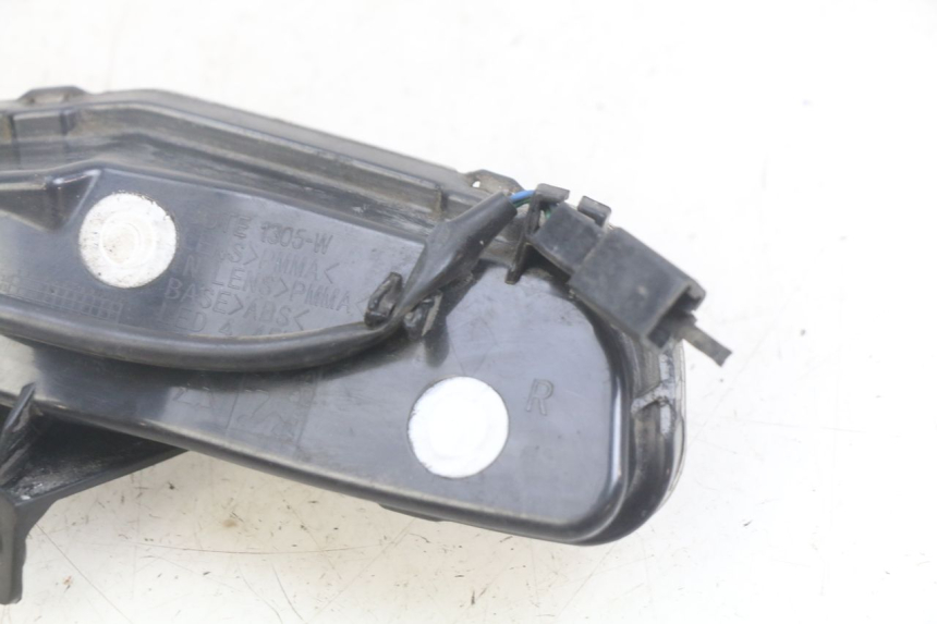 photo de CLIGNOTANT ARRIERE DROIT PEUGEOT DJANGO 4T 50 (2014 - 2019) - Zoom état d’usage