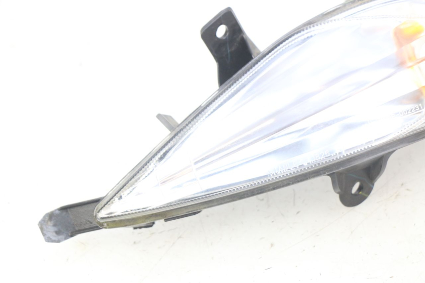 photo de CLIGNOTANT ARRIERE DROIT YAMAHA D'ELIGHT DELIGHT 115 (2013 - 2017) - Vue d’ensemble