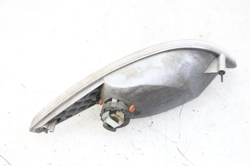 photo de CLIGNOTANT ARRIERE DROIT PEUGEOT ELYSTAR 125 (2002 - 2007) - Vue d’ensemble