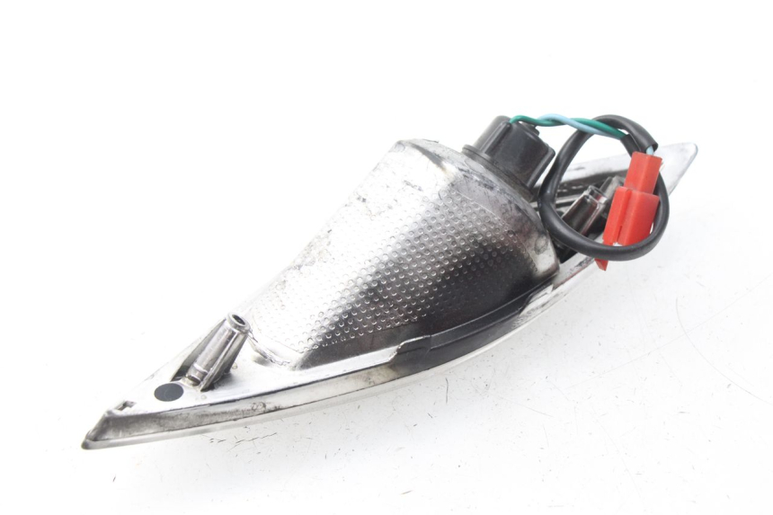 photo de CLIGNOTANT ARRIERE DROIT SYM FIDDLE 3 III 125 (2014 - 2020) - Gros plan technique