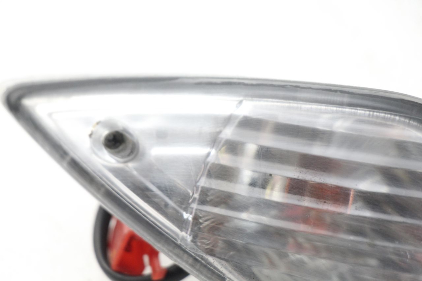 photo de CLIGNOTANT ARRIERE DROIT SYM FIDDLE 3 III 125 (2014 - 2020) - Points de fixation