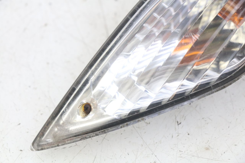 photo de CLIGNOTANT ARRIERE DROIT SYM FIDDLE 3 III 125 (2014 - 2020) - Zoom état d’usage