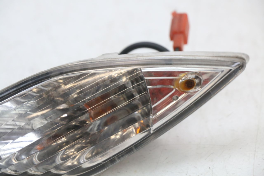 photo de CLIGNOTANT ARRIERE DROIT SYM FIDDLE 3 III 50 (2014 - 2020) - Zoom état d’usage