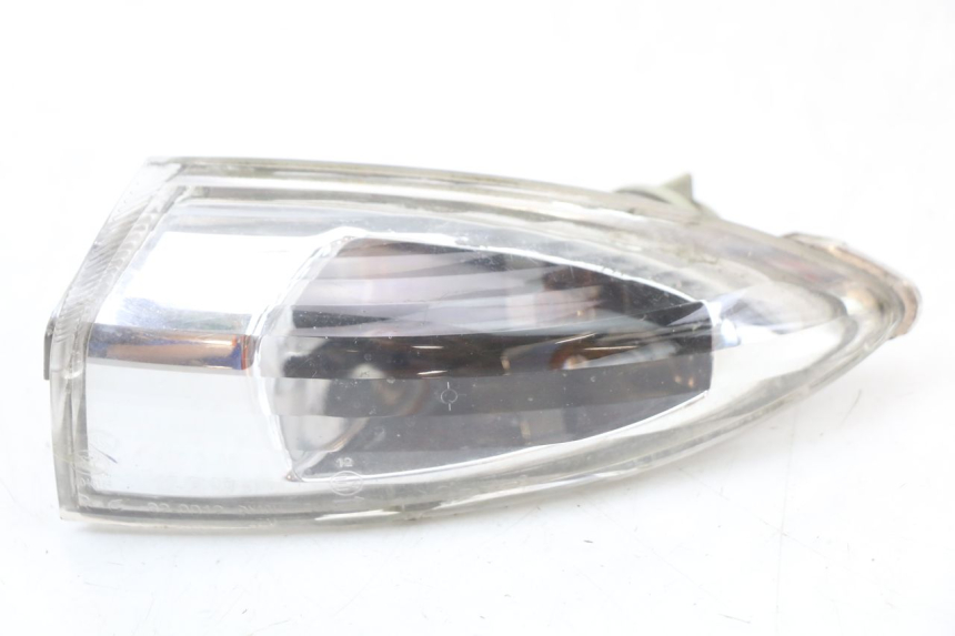 photo de CLIGNOTANT ARRIERE DROIT PIAGGIO FLY 2T 50 (2004 - 2017) - Détail de la pièce