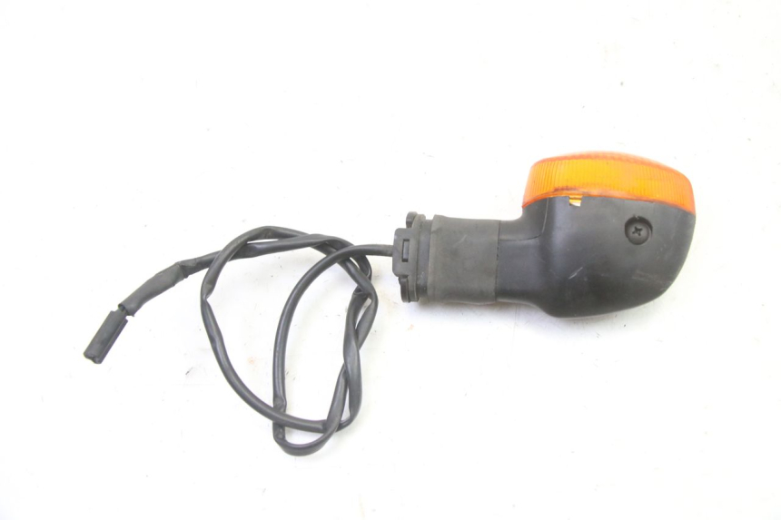 photo de CLIGNOTANT ARRIERE DROIT YAMAHA FZ6 FAZER S2 600 (2007 - 2011) - Autre angle de vue