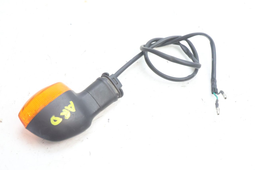 photo de CLIGNOTANT ARRIERE DROIT YAMAHA FZ8 800 (2010 - 2016) - Points de fixation