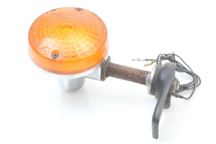photo de CLIGNOTANT ARRIERE DROIT SUZUKI GN 125 (1997 - 2000) - Zoom état d’usage