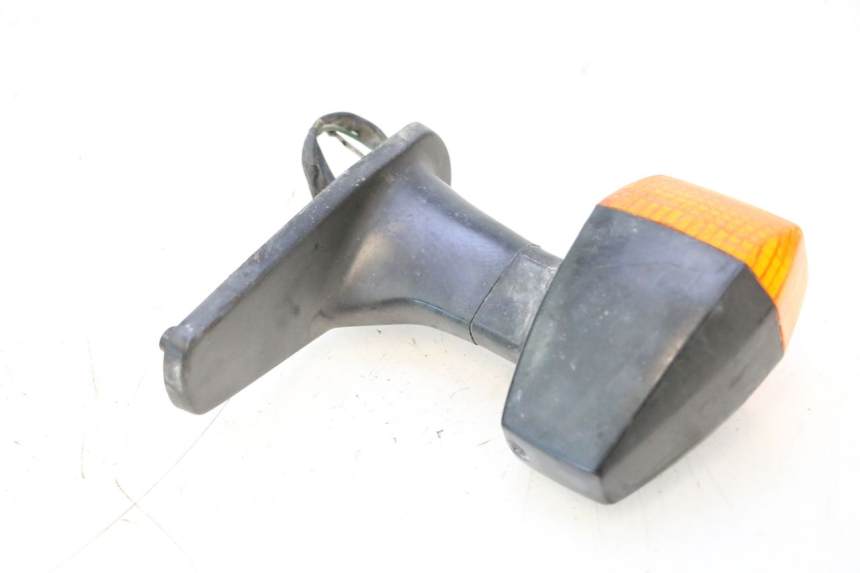photo de CLIGNOTANT ARRIERE DROIT KAWASAKI GPX F ZX750F 750 (1986 - 1990) - Zoom état d’usage