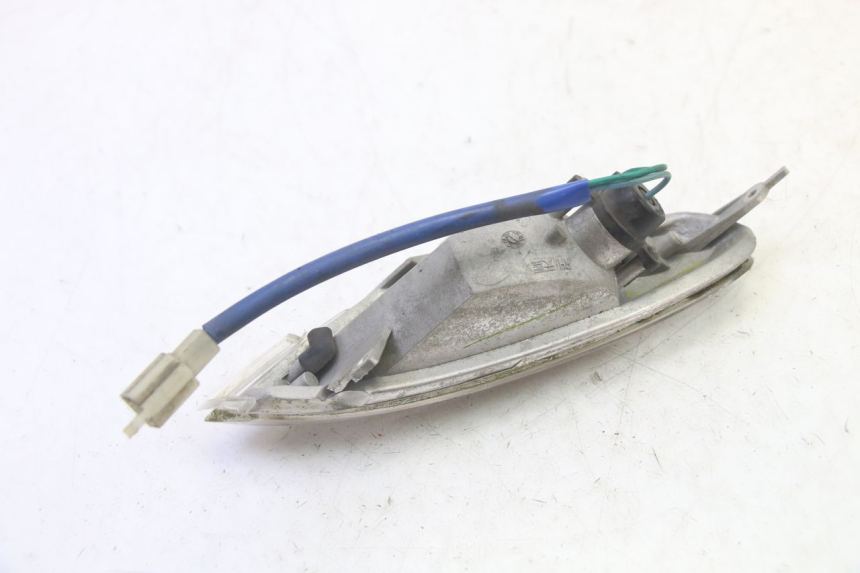 photo de CLIGNOTANT ARRIERE DROIT KYMCO GRAND DINK 125 (2002 - 2007) - Points de fixation