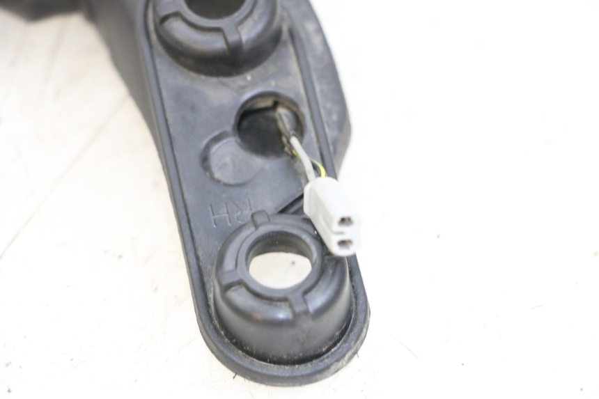 photo de CLIGNOTANT ARRIERE DROIT HUSQVARNA SVARTPILEN 401 (2018 - 2023) - Détail de la pièce