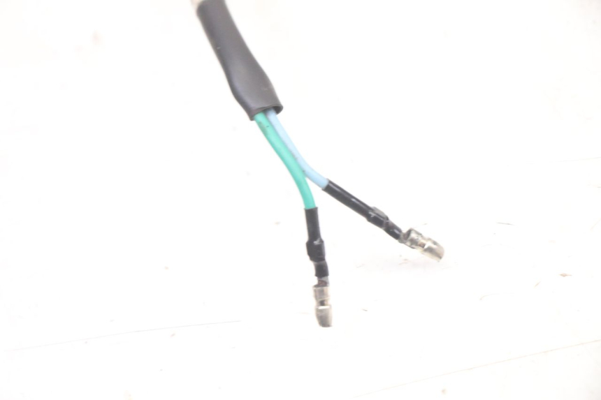 photo de CLIGNOTANT ARRIERE DROIT KYMCO AGILITY 4T 50 (2018 - 2022) - Gros plan technique