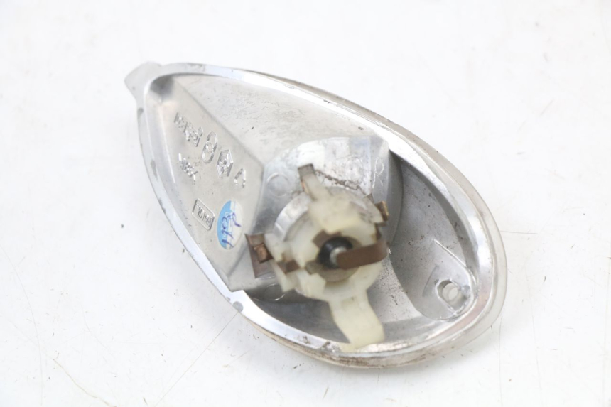 photo de CLIGNOTANT ARRIERE DROIT PIAGGIO LIBERTY 4T 50 (2004 - 2008) - Zoom état d’usage
