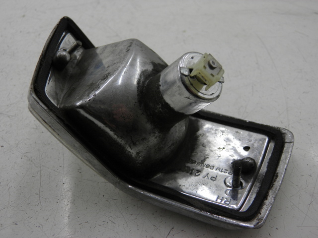 photo de CLIGNOTANT ARRIERE DROIT LML DLX 2T 125 (2008) - Détail de la pièce