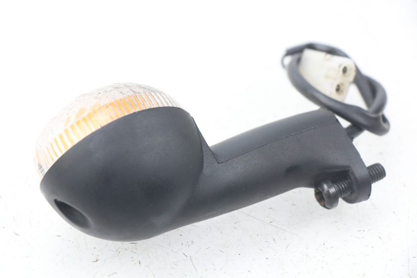 photo de CLIGNOTANT ARRIERE DROIT PEUGEOT LUDIX 50 (2005 - 2007) - Autre angle de vue