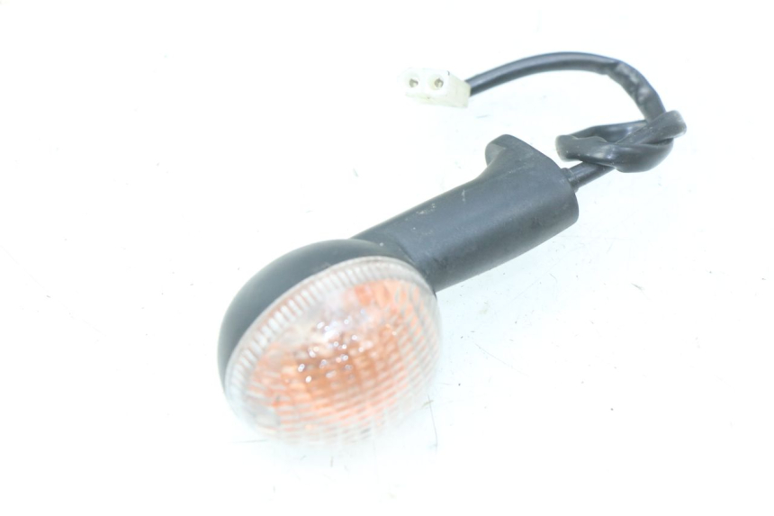 photo de CLIGNOTANT ARRIERE DROIT PEUGEOT LUDIX 50 (2008 - 2017) - Gros plan technique