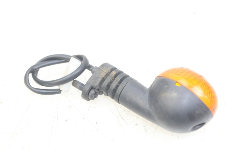 photo de CLIGNOTANT ARRIERE DROIT PEUGEOT LUDIX 50 (2005 - 2007) - Zoom état d’usage