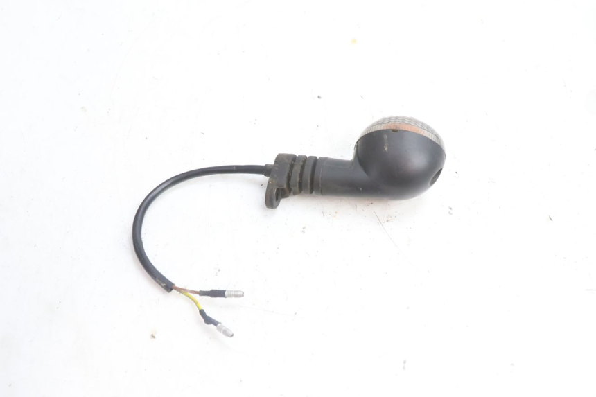 photo de CLIGNOTANT ARRIERE DROIT RIEJU MRT PRO SUPERMOTARD 50 (2007 - 2018) - Autre angle de vue