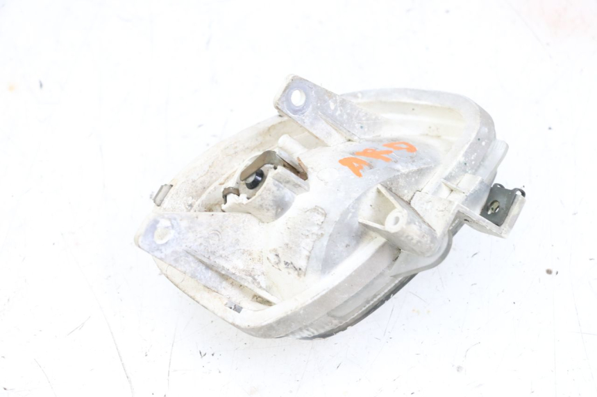 photo de CLIGNOTANT ARRIERE DROIT YAMAHA NEO'S NEOS 2T 50 (1998 - 2007) - Autre angle de vue