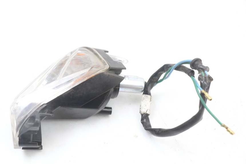 photo de CLIGNOTANT ARRIERE DROIT HONDA PCX (JF47) 125 (2012 - 2013) - Autre angle de vue