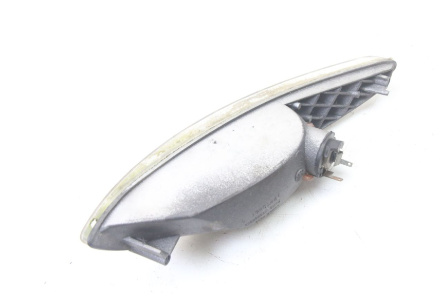 photo de CLIGNOTANT ARRIERE DROIT PEUGEOT ELYSTAR 50 (2002 - 2014) - Zoom état d’usage