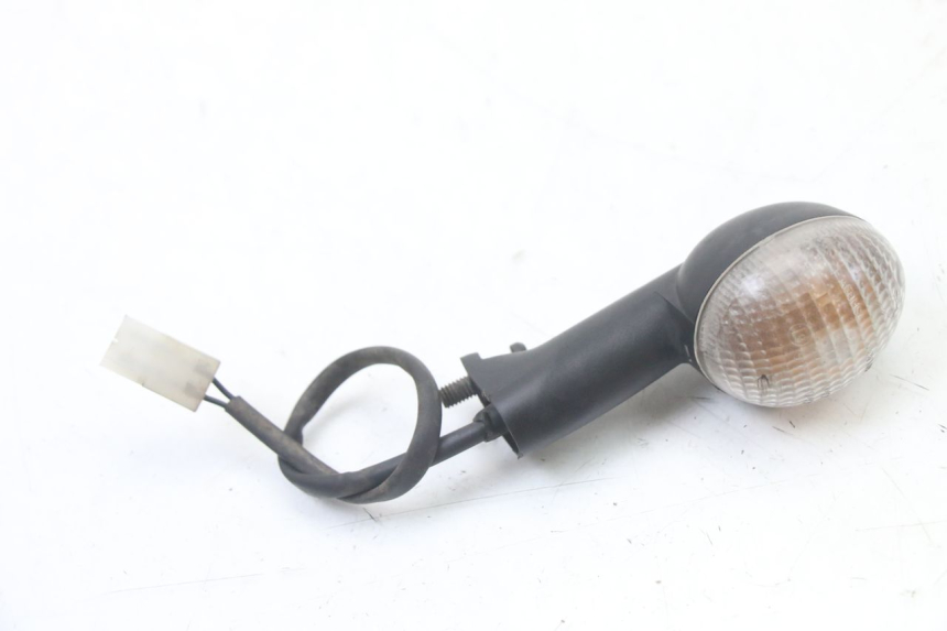 photo de CLIGNOTANT ARRIERE DROIT PEUGEOT LUDIX ONE 50 (2005 - 2008) - Zoom état d’usage