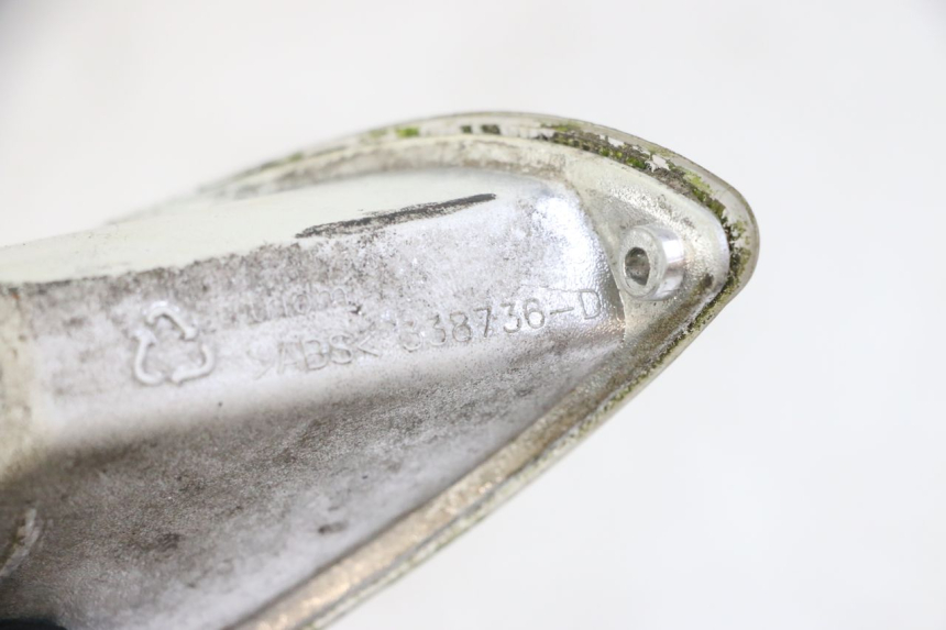 photo de CLIGNOTANT ARRIERE DROIT PIAGGIO VESPA LX 150 (2005 - 2013) - Détail de la pièce