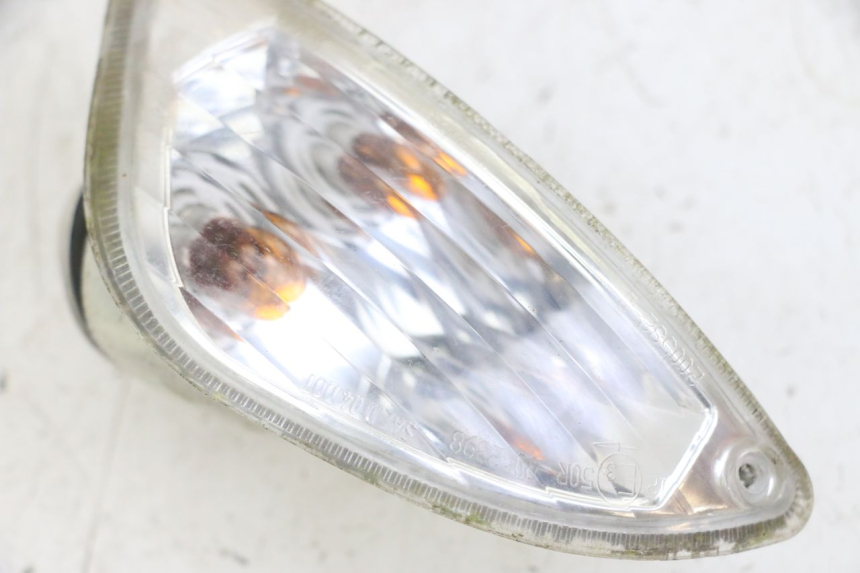photo de CLIGNOTANT ARRIERE DROIT PIAGGIO VESPA LX 150 (2005 - 2013) - Zoom état d’usage