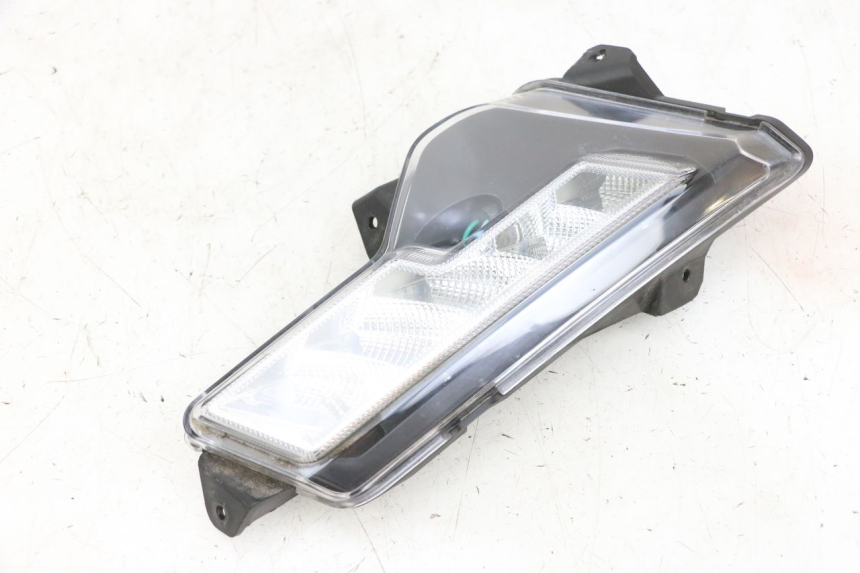 photo de CLIGNOTANT ARRIERE DROIT EFUN PUSA 1 - Vue principale