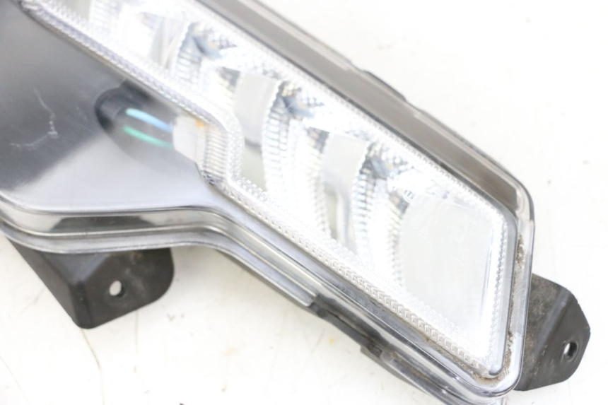 photo de CLIGNOTANT ARRIERE DROIT EFUN PUSA 1 - Zoom état d’usage