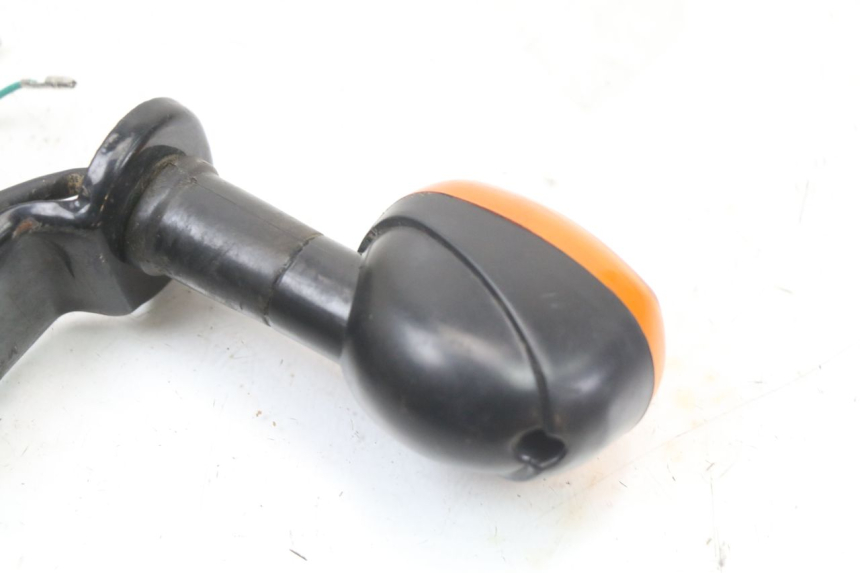 photo de CLIGNOTANT ARRIERE DROIT REGAL RAPTOR SPYDER 125 (2010 - 2018) - Vue d’ensemble