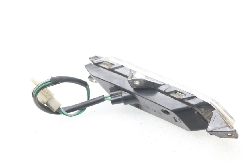 photo de CLIGNOTANT ARRIERE DROIT TURBHO RP 50 (2018 - 2022) - Autre angle de vue