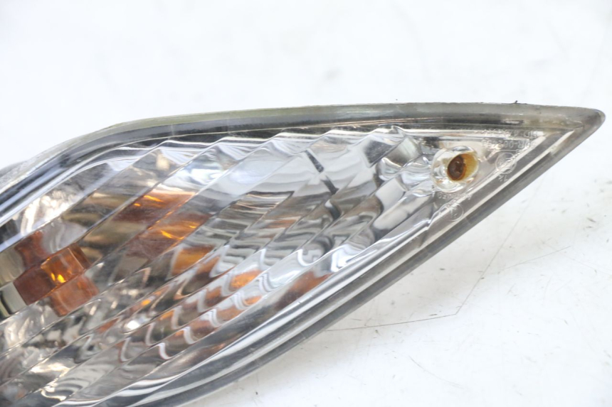 photo de CLIGNOTANT ARRIERE DROIT SYM FIDDLE 3 III 125 (2014 - 2020) - Zoom état d’usage