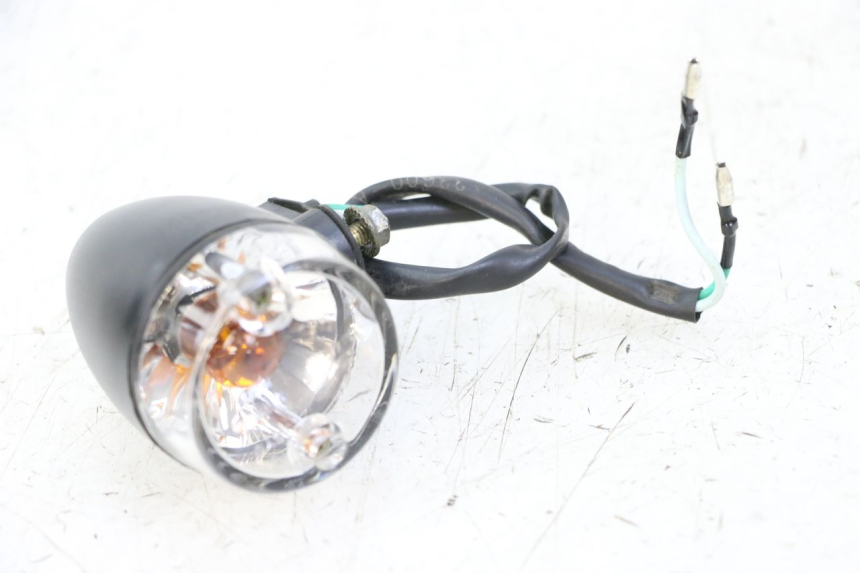 photo de CLIGNOTANT ARRIERE DROIT SYM ORBIT 2 4T 50 (2008 - 2017) - Points de fixation