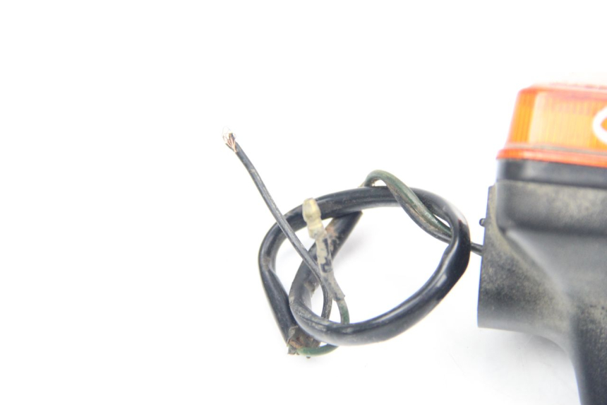 photo de CLIGNOTANT ARRIERE DROIT YAMAHA TW 125 (1998 - 2002) - Détail de la pièce