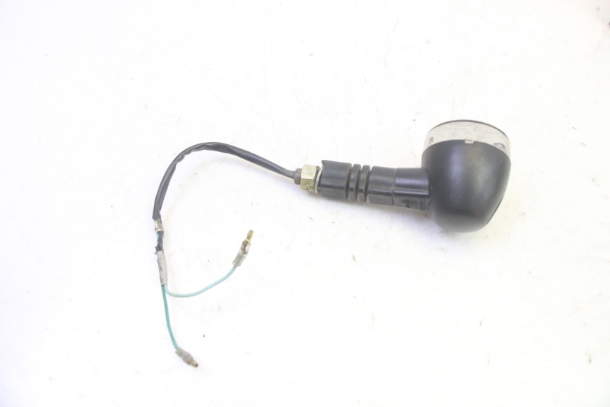 photo de CLIGNOTANT ARRIERE DROIT DAELIM VJ ROADWIN FI 125 (2008 - 2017) - Zoom état d’usage