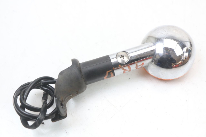 photo de CLIGNOTANT ARRIERE DROIT SUZUKI VL INTRUDER 125 (2004 - 2007) - Autre angle de vue