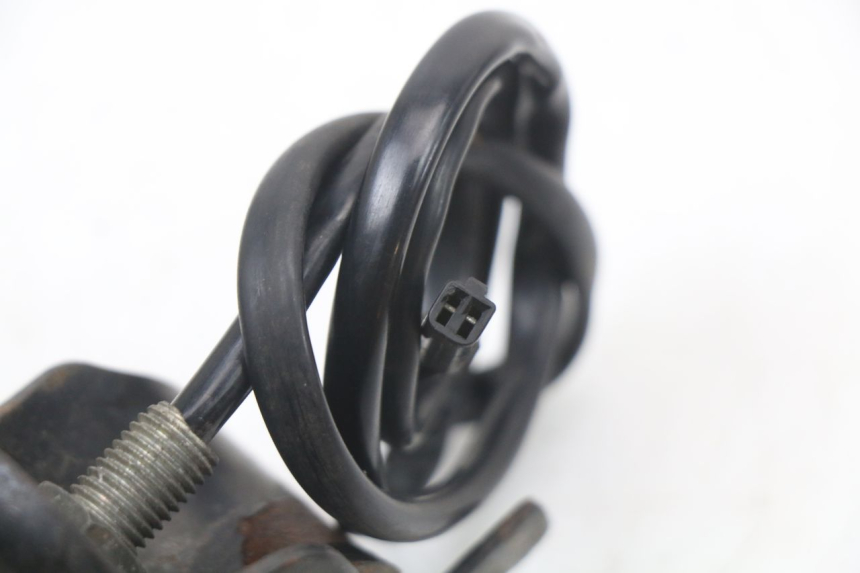 photo de CLIGNOTANT ARRIERE DROIT SUZUKI VL INTRUDER 125 (2004 - 2007) - État de surface