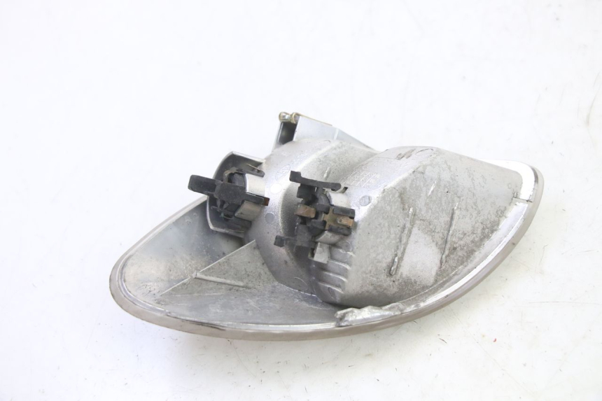 photo de CLIGNOTANT ARRIERE DROIT PIAGGIO X9 EVOLUTION 125 (2003 - 2007) - Vue d’ensemble