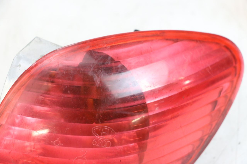 photo de CLIGNOTANT ARRIERE DROIT PIAGGIO X9 125 (2000 - 2003) - Zoom état d’usage