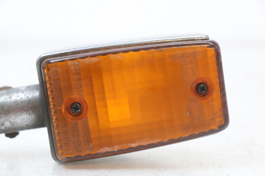 photo de CLIGNOTANT ARRIERE DROIT YAMAHA XJ F 900 (1983 - 1994) - Détail de la pièce