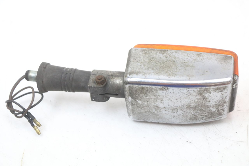 photo de CLIGNOTANT ARRIERE DROIT YAMAHA XJ F 900 (1983 - 1994) - Vue d’ensemble