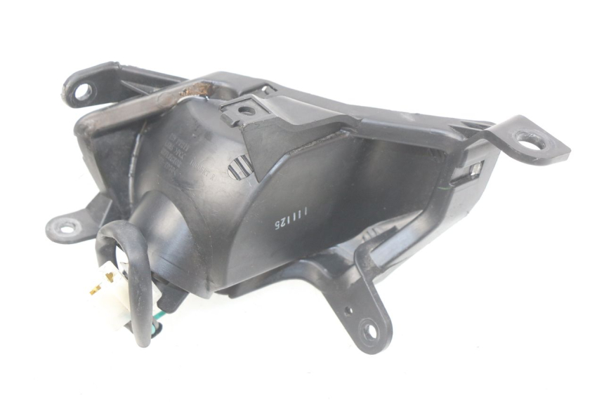photo de CLIGNOTANT ARRIERE DROIT YAMAHA XP T-MAX TMAX ABS 530 (2012 - 2015) - Autre angle de vue