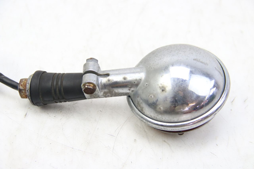 photo de CLIGNOTANT ARRIERE DROIT YAMAHA XV VIRAGO 750 (1984 - 1998) - Vue d’ensemble