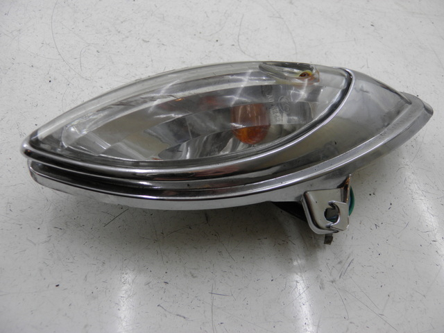 photo de CLIGNOTANT ARRIERE DROIT YAMASAKI YM50QT-N3 RETRO 50 (2012 - 2014) - Vue d’ensemble