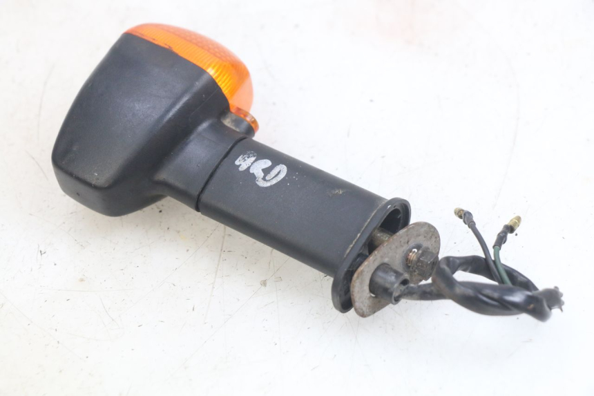 photo de CLIGNOTANT ARRIERE DROIT YAMAHA YZF R THUNDERCAT 600 (1996 - 2003) - Vue d’ensemble