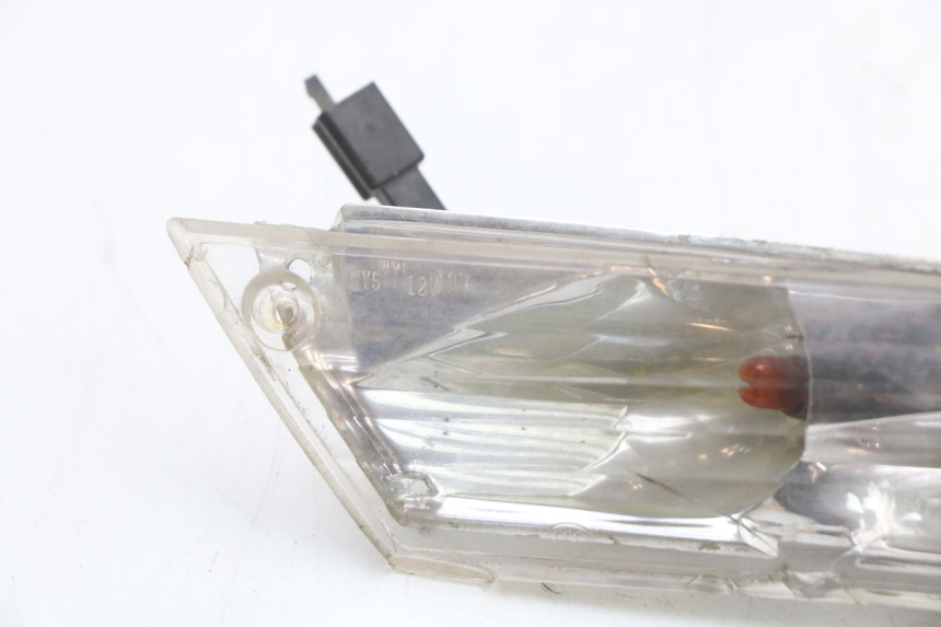 photo de CLIGNOTANT ARRIERE DROIT PIAGGIO ZIP 2T 50 (2009 - 2019) - Zoom état d’usage