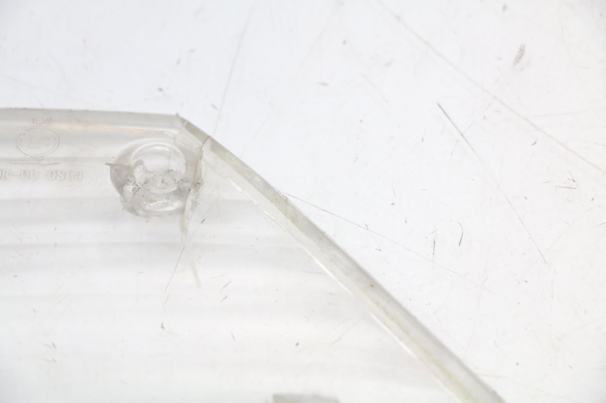 photo de CLIGNOTANT ARRIERE DROIT PIAGGIO ZIP 2T 50 (2009 - 2019) - Points de fixation