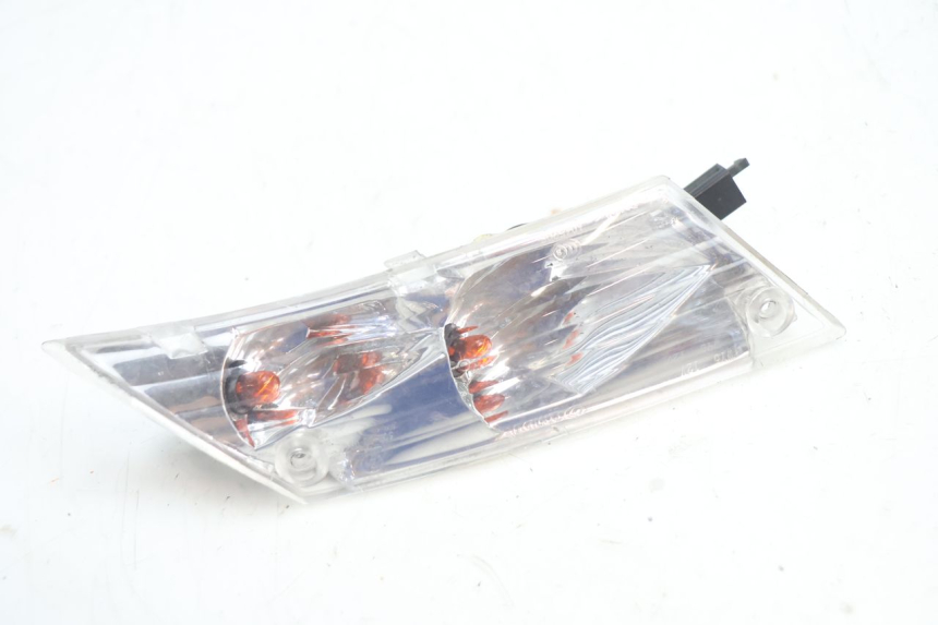 photo de CLIGNOTANT ARRIERE DROIT PIAGGIO ZIP 2T 50 (2009 - 2019) - Vue principale