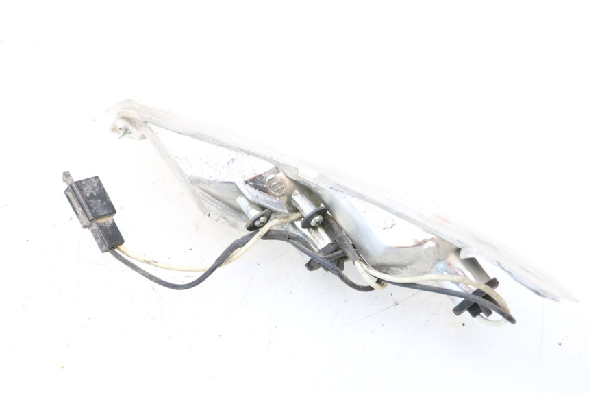 photo de CLIGNOTANT ARRIERE DROIT PIAGGIO ZIP 4T 50 (2018 - 2020) - Autre angle de vue